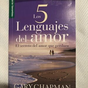SOLD:Los 5 Lenguajes del Amor Book